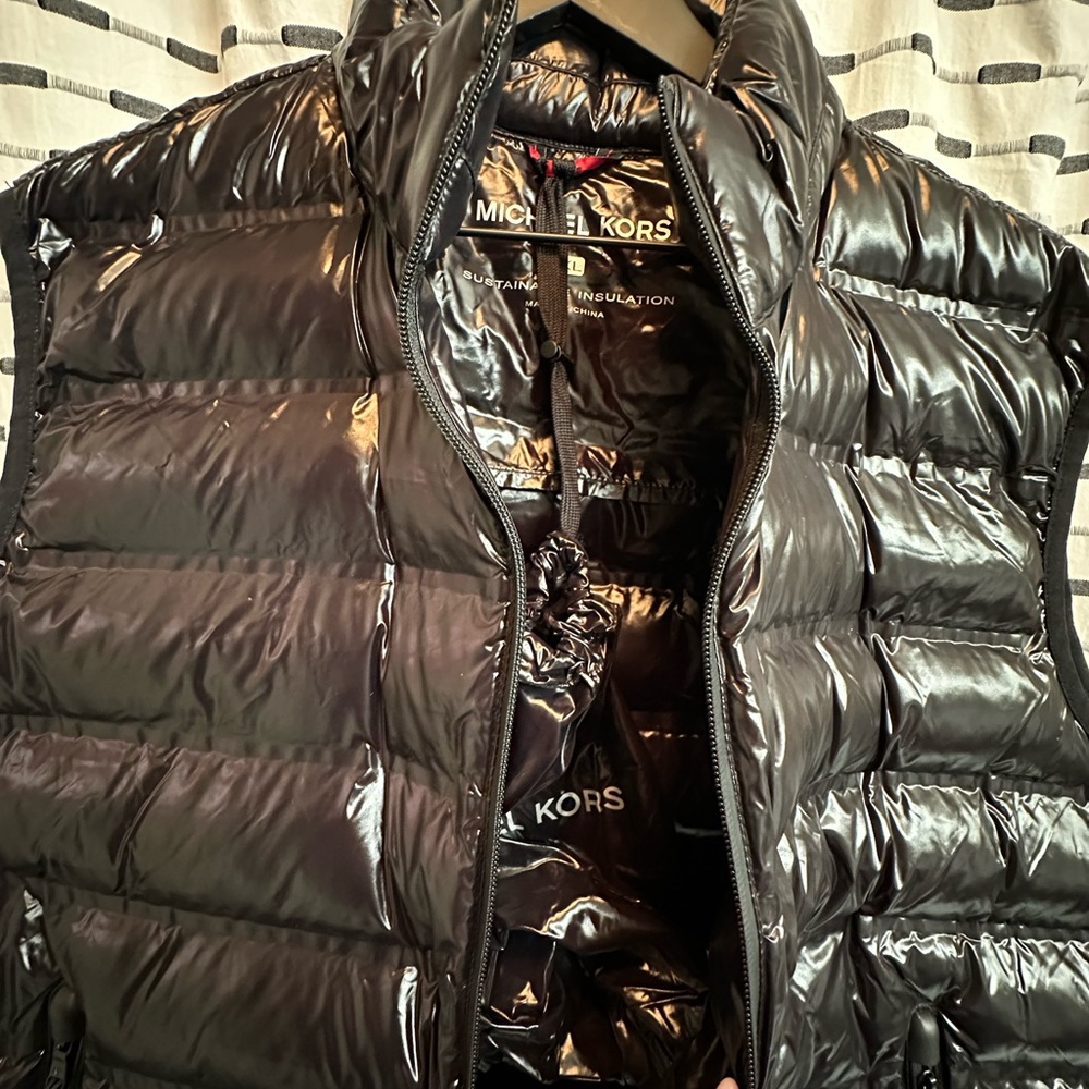 Michael Kors MK Travel Engineered Puffer Vest